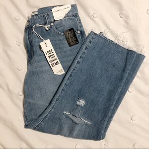 NWT Straight crop jeans